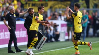  曼城青训小将闪光，连场破门助球队领跑  