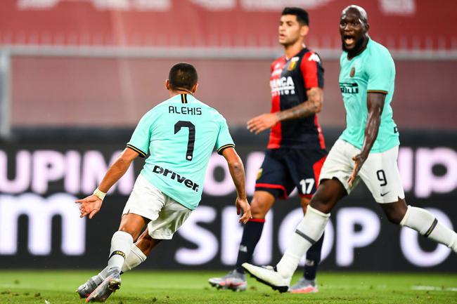  国米传奇马特拉齐现身教练席，临时指导防守  